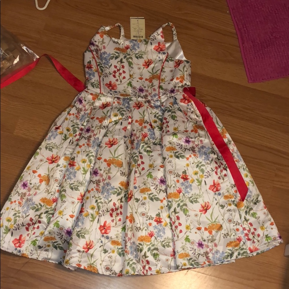 NEW WITH TAG beautiful MONSOON flower dress